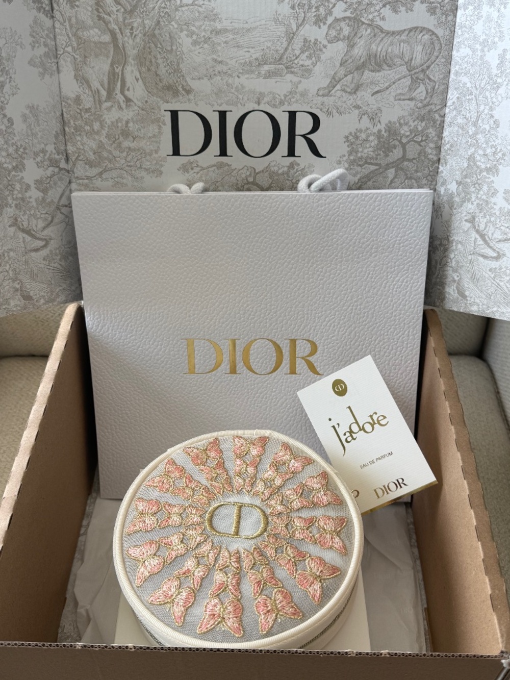 New Dior Butterfly Mesh Embroidered Makeup Pouch